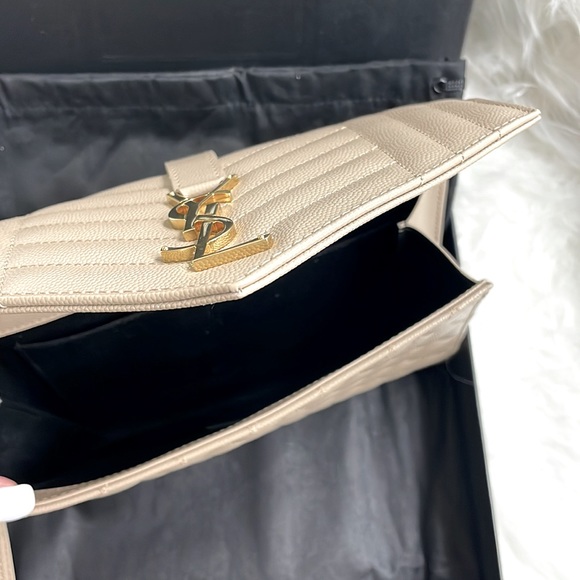 SOLD Saint Laurent monogram envelope clutch bag - Picture 7 of 13